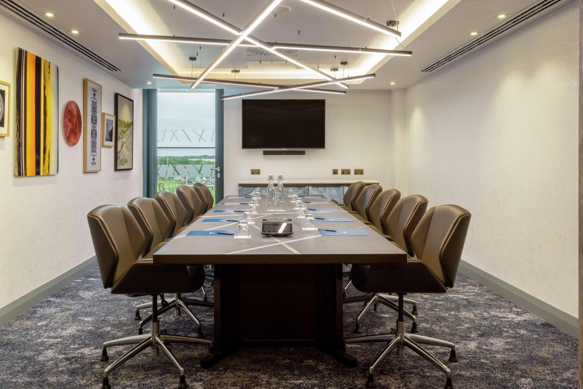 Hilton Aberdeen Teca Εξωτερικό φωτογραφία